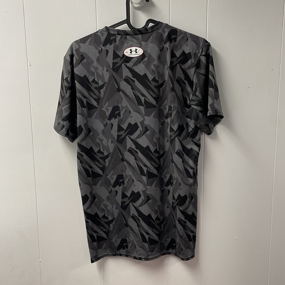 Men’s Batman under armour compression tshirt - Picture 4 of 6